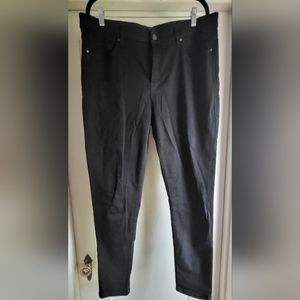 LuLaRoe Black Skinny Jeans, size 34